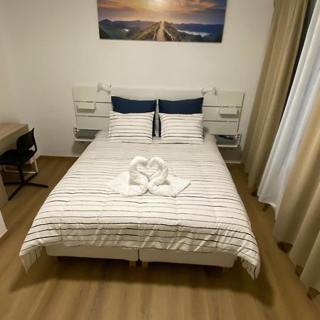 1-D011 Superbe Appartement Spacieux Tres Calme Charleroi Esterno foto