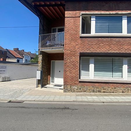 1-D011 Superbe Appartement Spacieux Tres Calme Charleroi Esterno foto