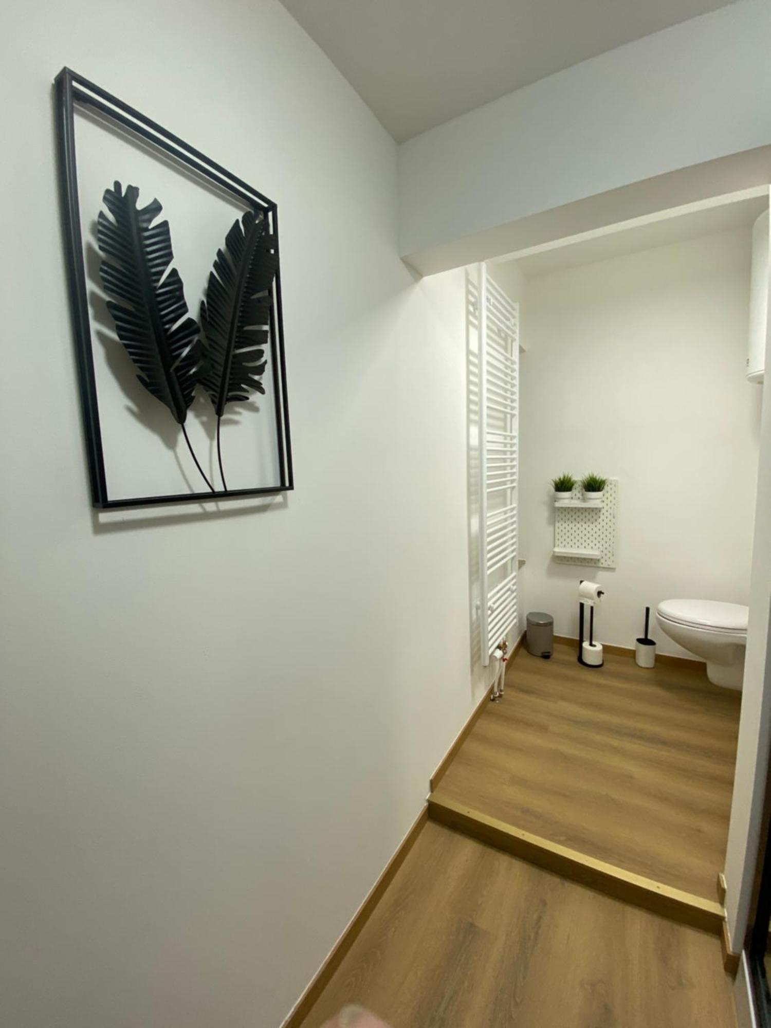 1-D011 Superbe Appartement Spacieux Tres Calme Charleroi Esterno foto