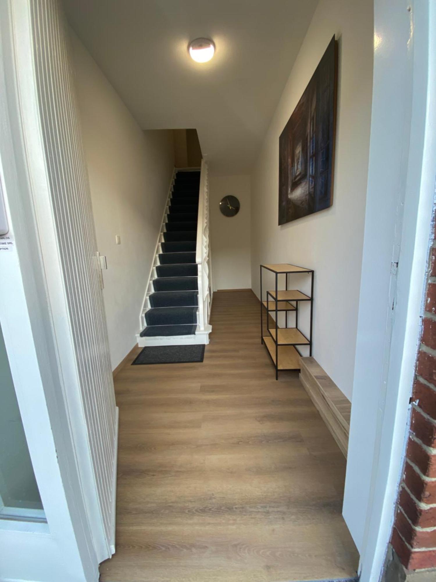 1-D011 Superbe Appartement Spacieux Tres Calme Charleroi Esterno foto
